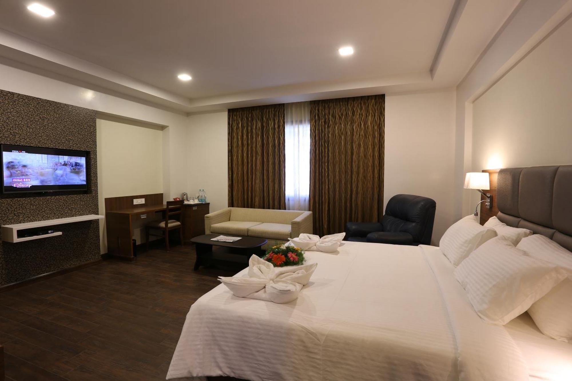 Fressotel Seetharam Coimbatore Exterior foto