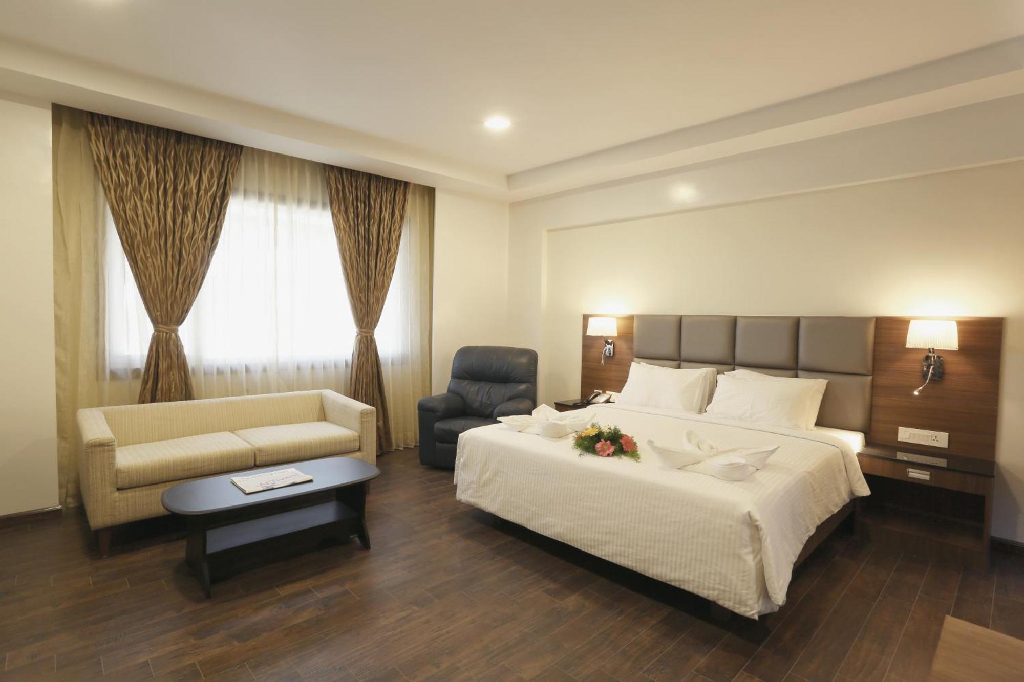 Fressotel Seetharam Coimbatore Exterior foto